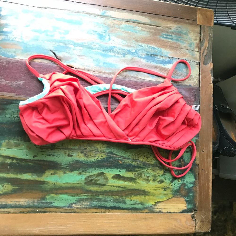 New never worn Anthropologie coral med bikini top